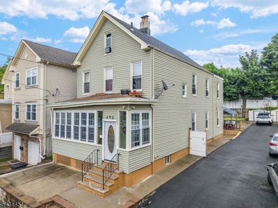 171 Burgess Pl