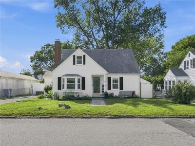 17 Boulevard Ave