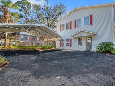 231 Lafayette Cir