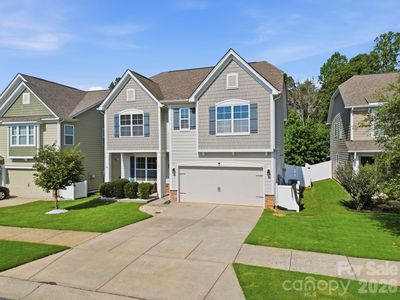 Property at 3830 Lake Breeze Dr, Sherrills Ford, NC
