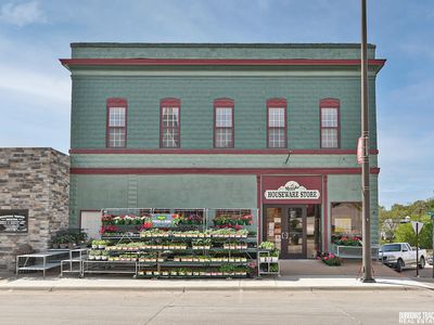 107 W Eldora Ave