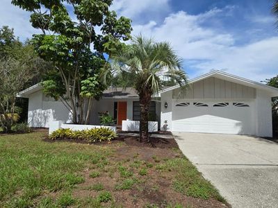 1381 FOREST LAWN COURT