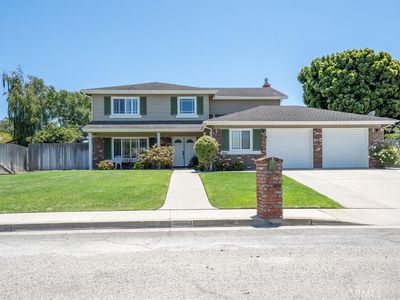 944 Amberley Pl