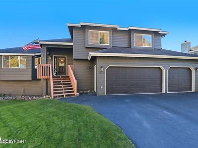 20712 Williamsburg Dr