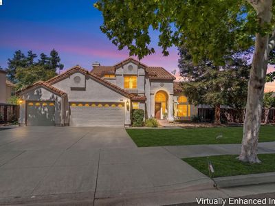 1281 Sea Vista Dr