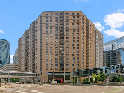 121 Washington Ave S APT 702