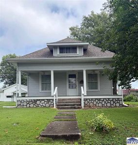 220 Indiana St
