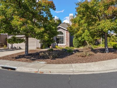 103 Breezewalk Drive