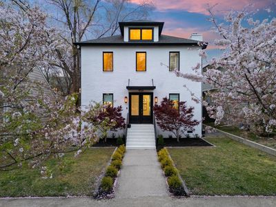 924 Gilmore Ave