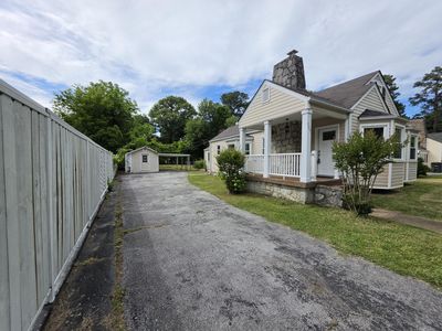 307 Central Dr