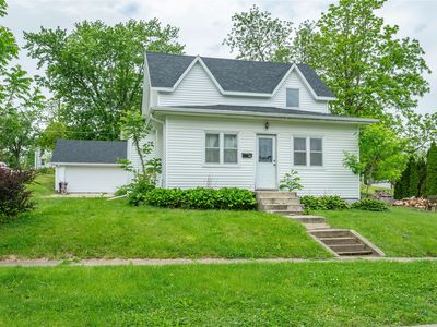 Property at 801 Siegel St, Tama, IA
