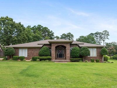 1010 Huntington Pl