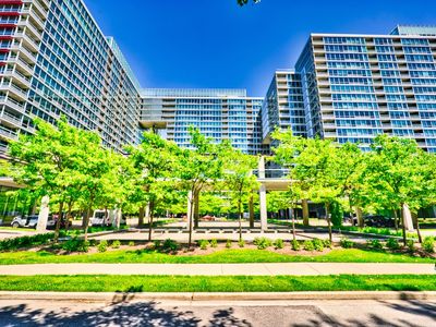 9655 Woods Dr Unit 1602