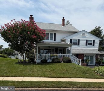 320 Columbia Pl
