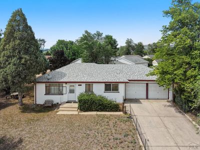 2530 E Uintah St