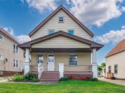 4417 Bucyrus Ave