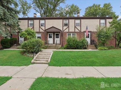 263 Newman St