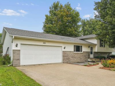 Property at 1105 N Lincoln St, Mount Pleasant, IA