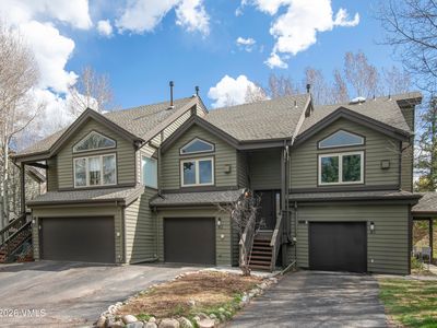 83 Arlington Pl APT A2