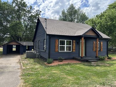 206 Wakefield Ave