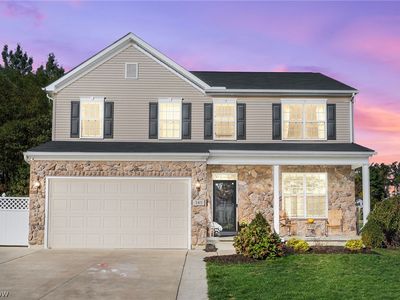 345 Woodside Ln