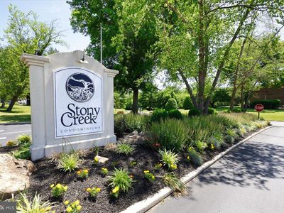 416 Stony Way #416