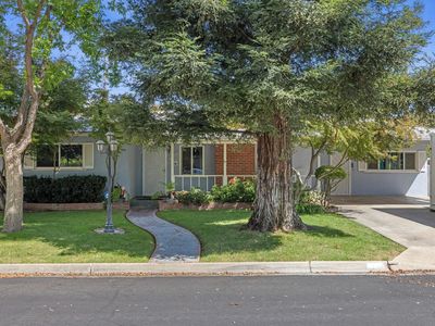1106 Columbia Way