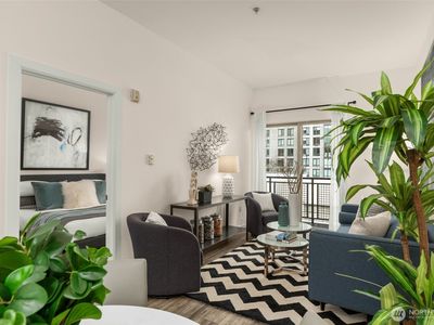 1323 Boren Avenue #615