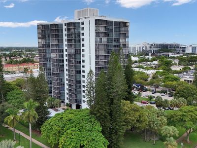 20100 W Country Club Dr APT 1704