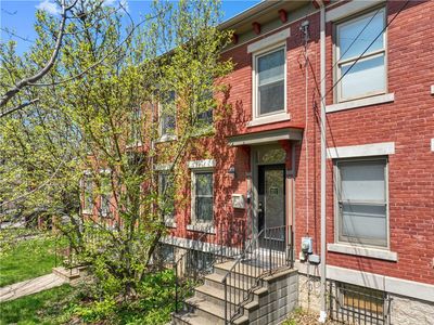 134 Parkhurst St