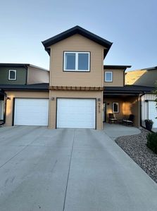 3915 Leighton Dr