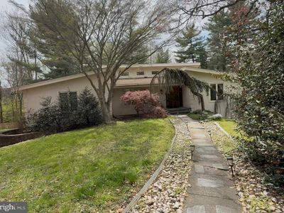 1301 Bobarn Dr