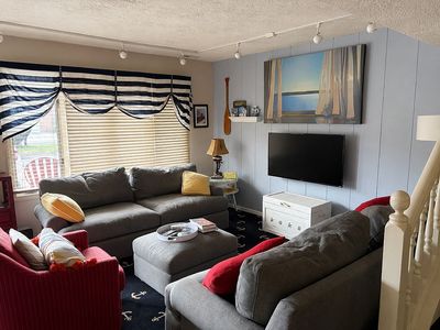 597 Bimini Dr