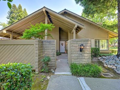 11375 Gold Country Blvd