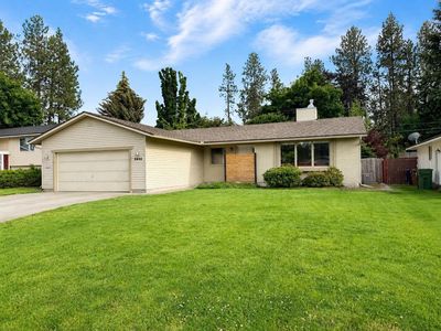 2642 E 38th Ave