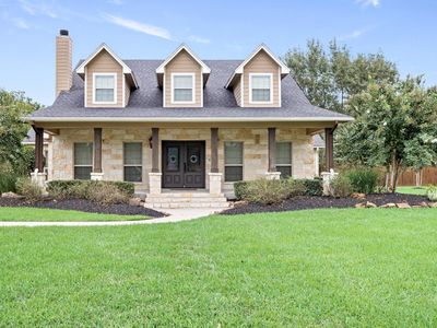 1975 Loring Ln