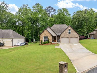 17 Ashbury Dr