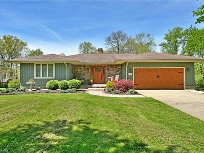 Property at 3203 Morrow Dr, Cortland, OH