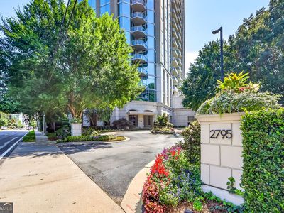 2795 Peachtree Rd NE Unit 802