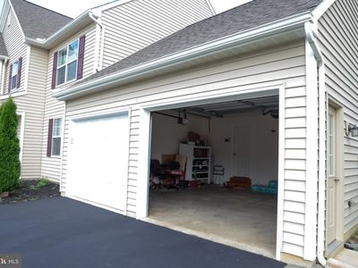 387 Reserve Ln