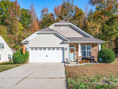 541 Settlers Grove Ln #49