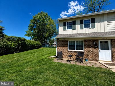 902 N York Rd #5