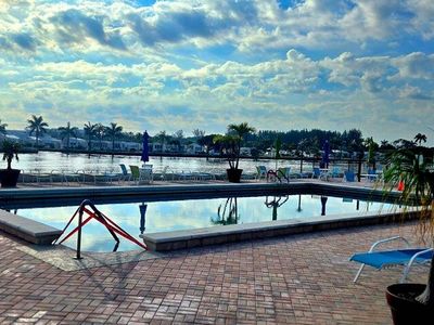 2006 S Federal Highway S #102