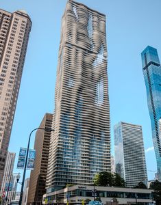 225 N Columbus Dr #5701