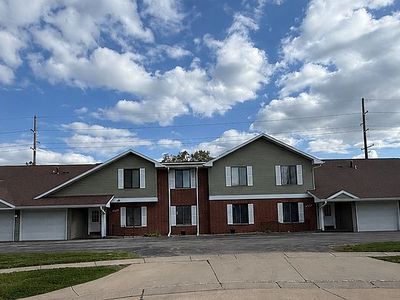 4328 Maureen Ct SE