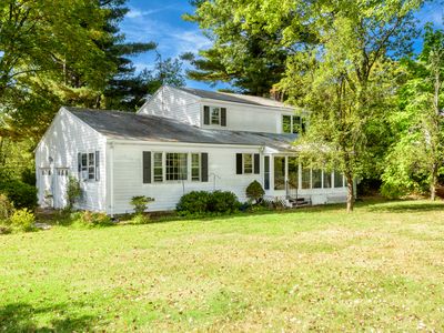 Property at 100 Prospect Street, Glastonbury, CT