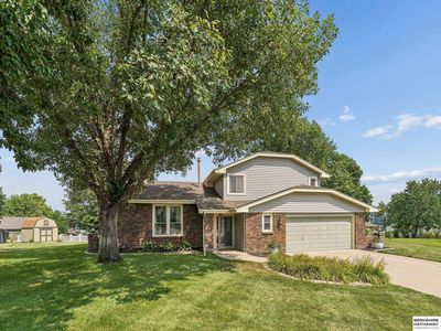 1235 S 169th St
