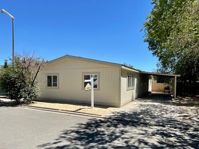 32 Cabernet Pkwy