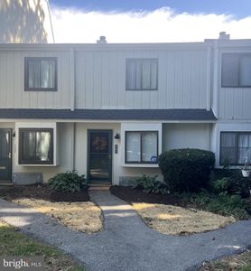 401 Summit House