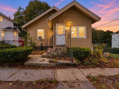 10 Mildred Ave